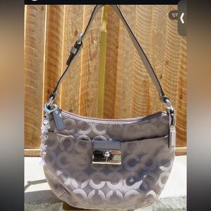 Coach Elegant Gray Shoulder Bag